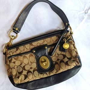 Coach Hobo Shoulder Bag